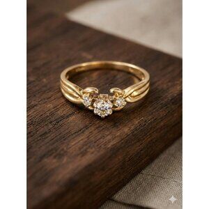 Vintage 14K Gold Ring w/ Diamonds  Size 7.25 2.62g